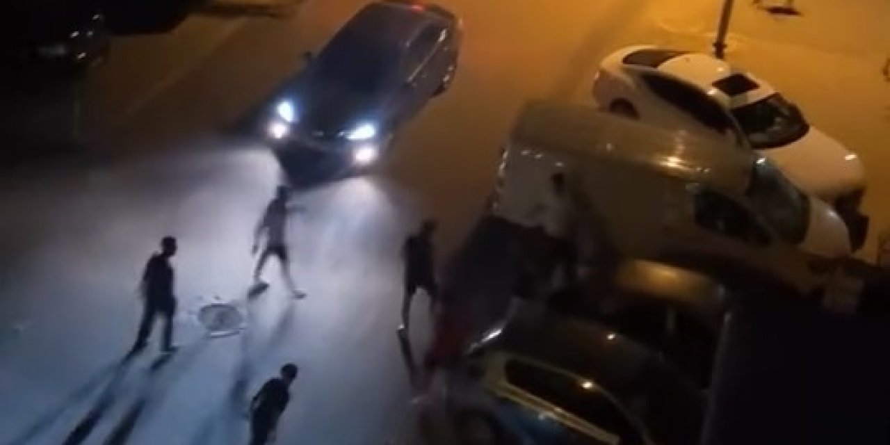 Gençler mahalleyi savaş alanına çevirdi