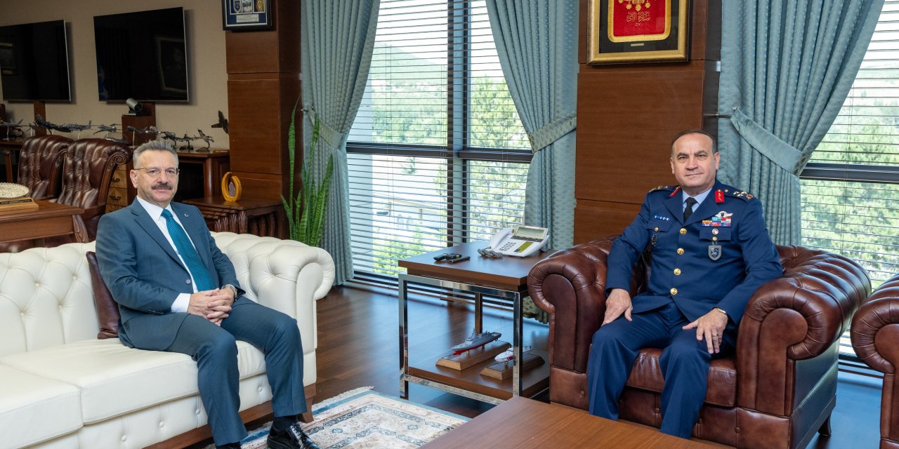 Vali AKsoy Hava Korgeneral Rafet Dalkıran'ı ziyaret etti