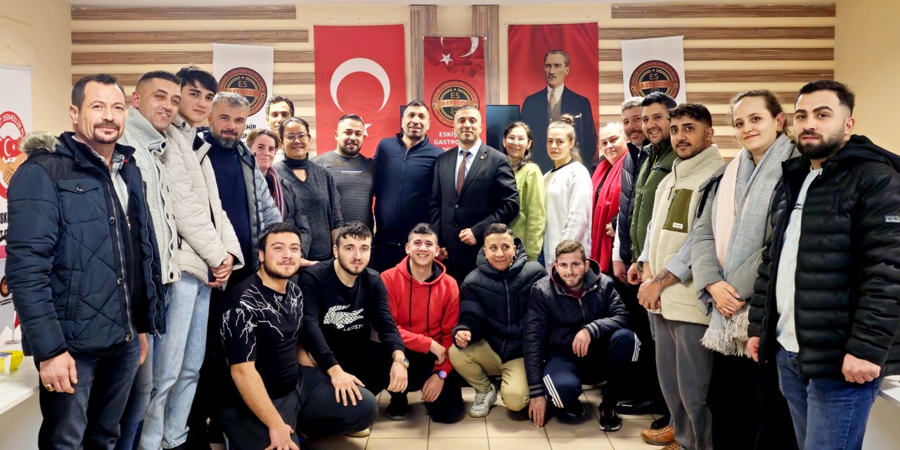 Murat Arnik: ‘’Küçük esnaf cezalandırılıyor’’