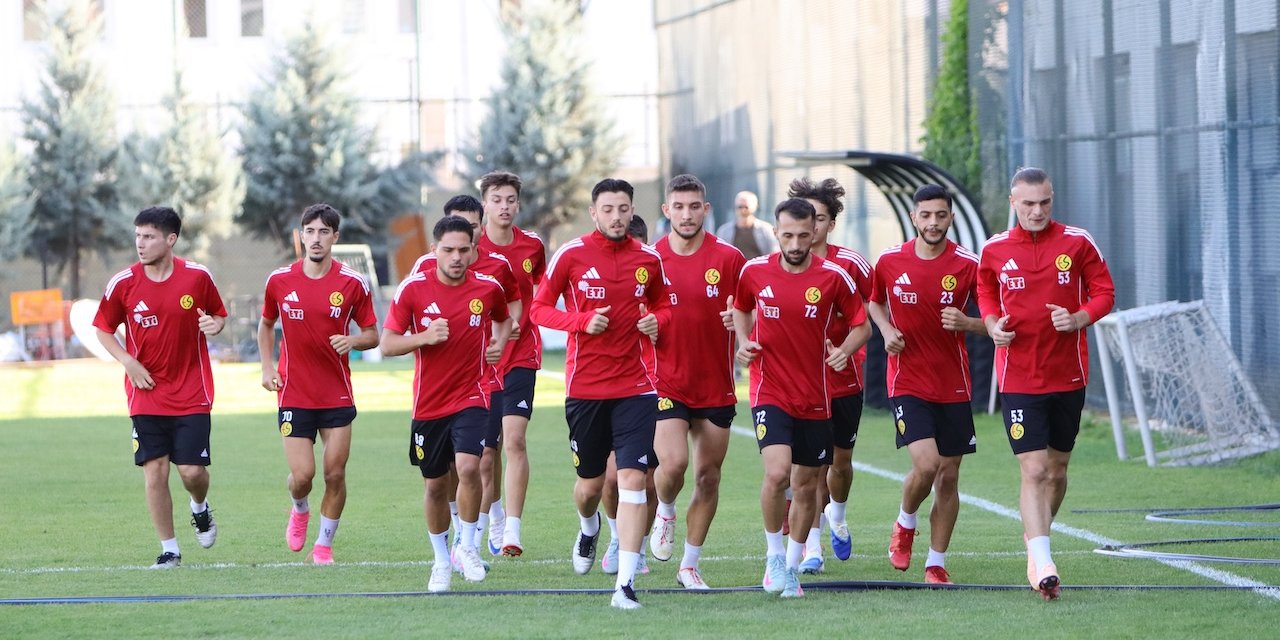 Eskişehirspor sezonu açıyor
