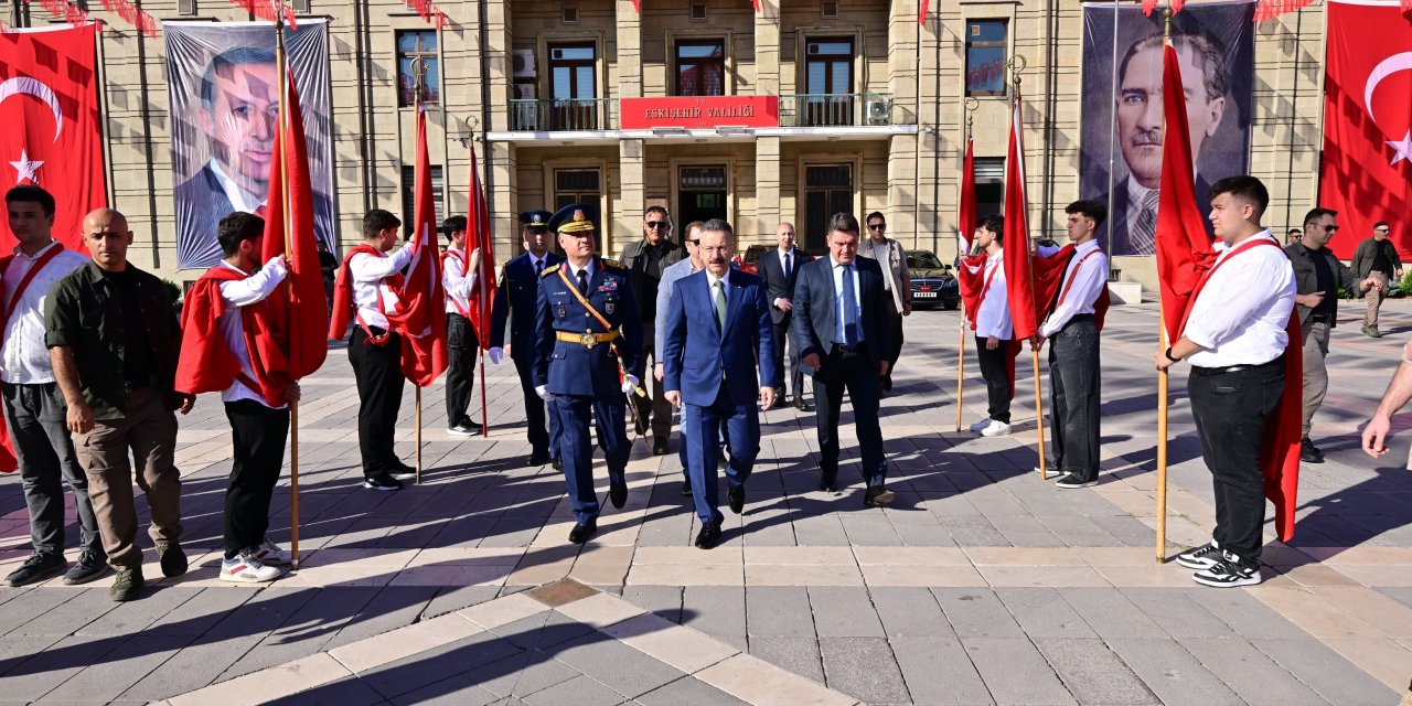 Eskişehir'de 30 Ağustos büyük coşkuyla kutlanıyor