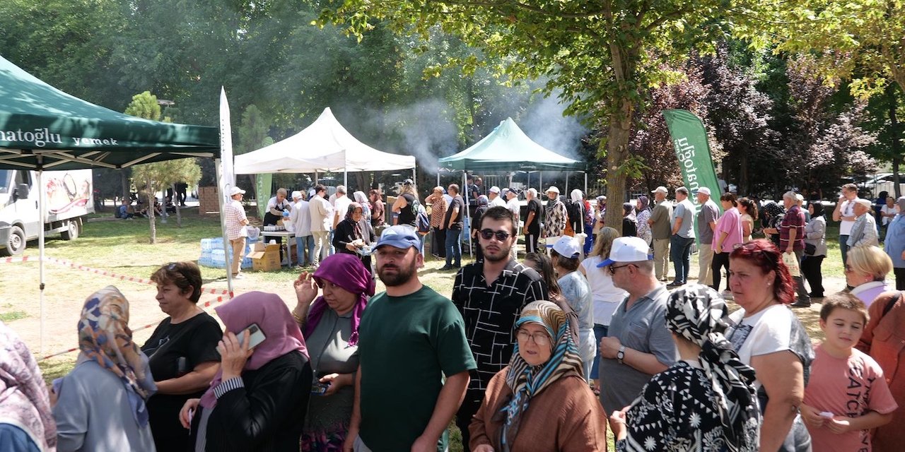 AK Parti teşkilat pikniğinde vatandaşlarla buluştu
