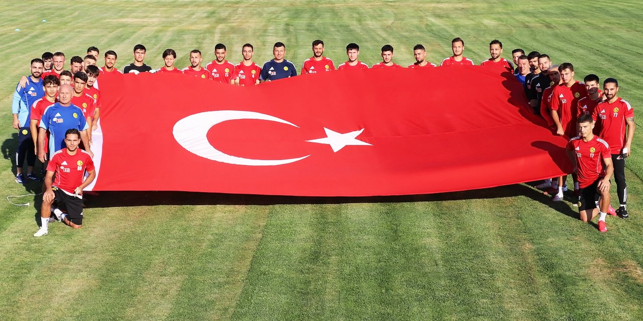 Sezon çifte sınavla başlıyor