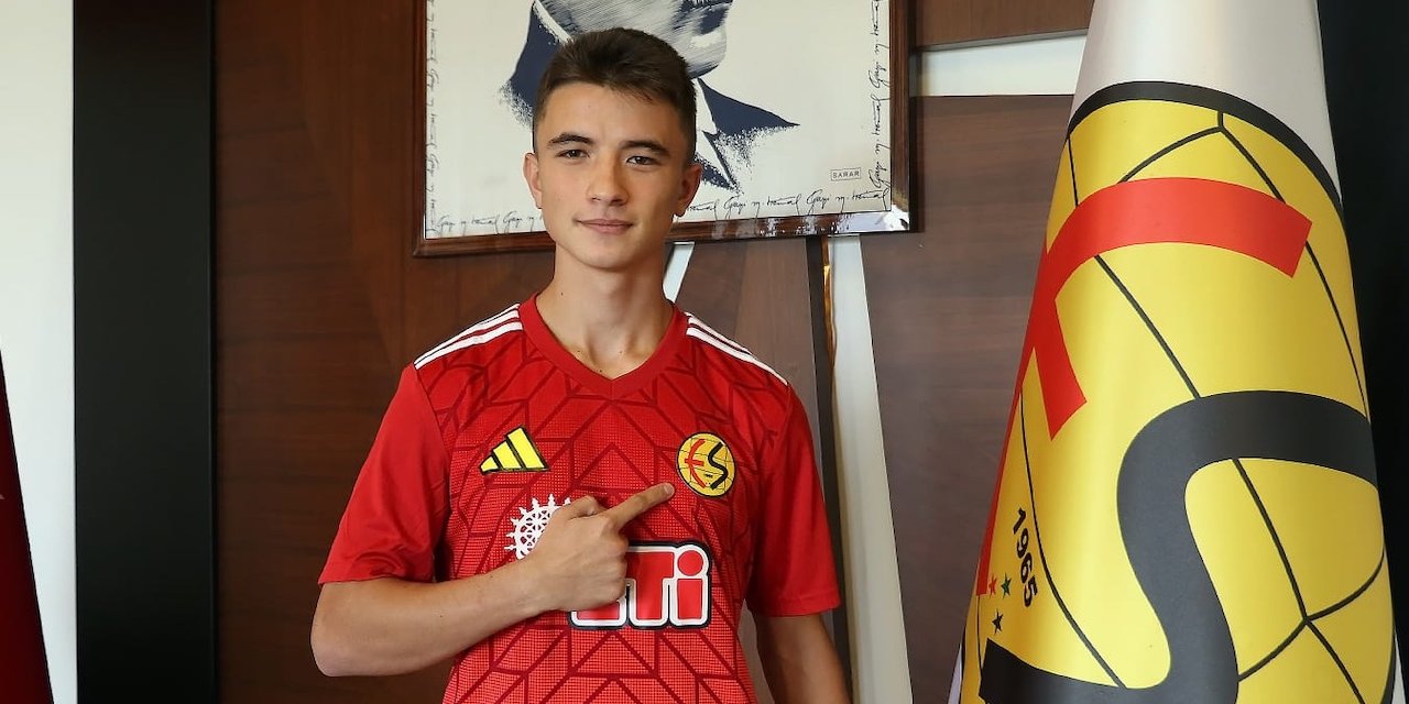 Emre Suna imzaladı