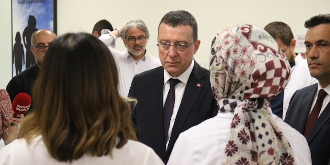 Kamu Hastaneleri Genel Müdürü Dr. Usta, Eskişehir Şehir Hastanesi'ni ziyaret etti