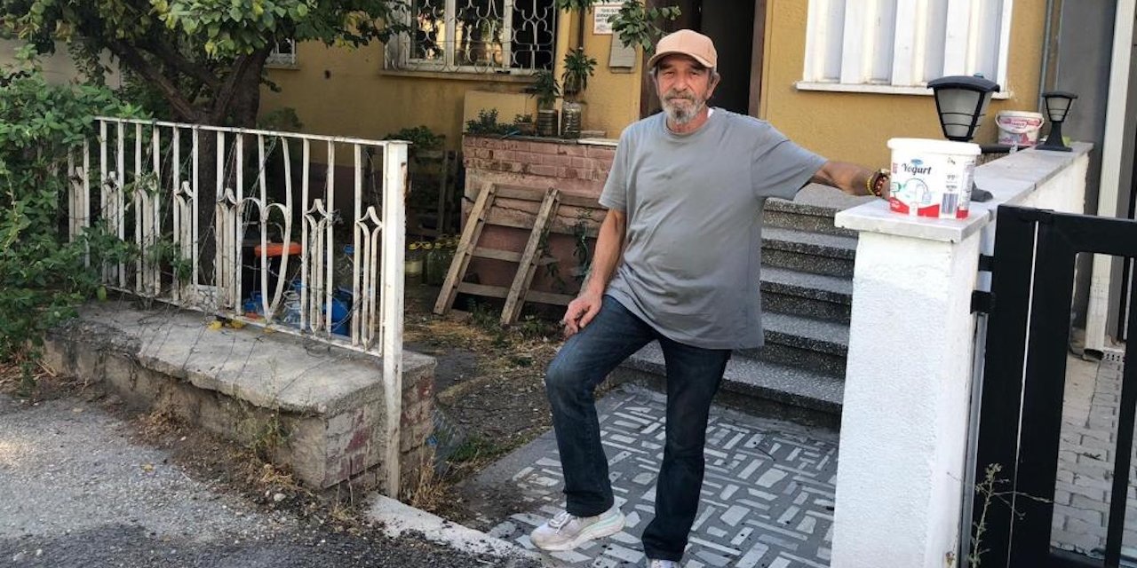 30 yıldır sokak kedilerine kapısını açıyor