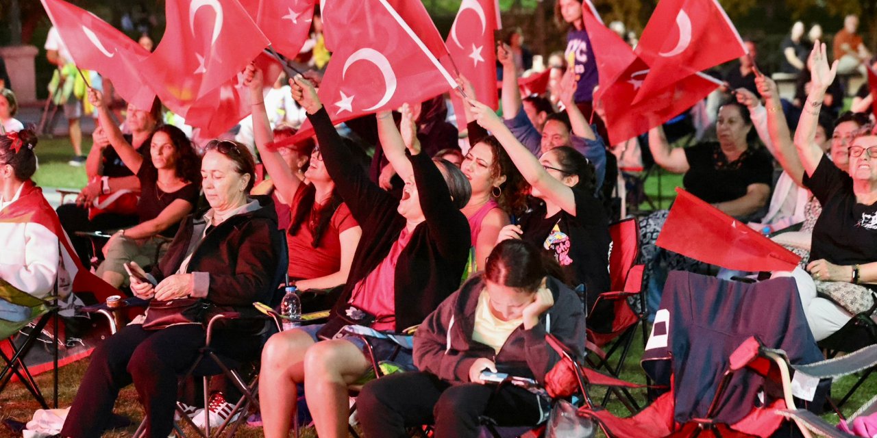 Odunpazarı’nda 2 Eylül coşkusu yıldızların altında yaşandı