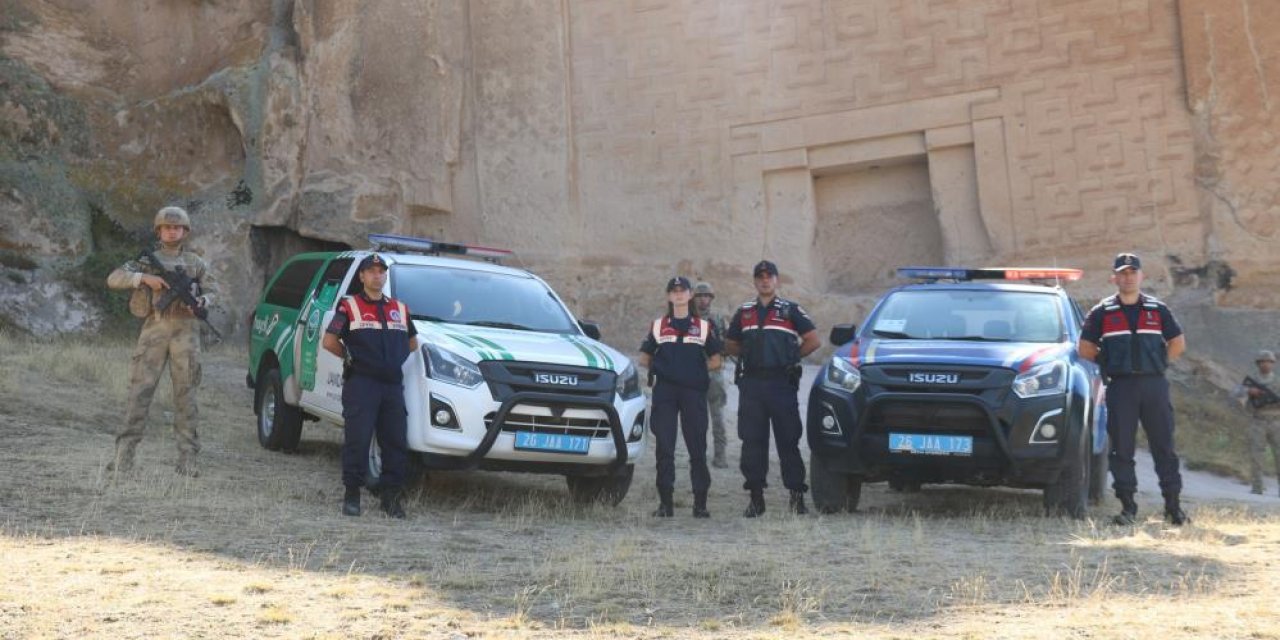 Eskişehir'de jandarma kültürel mirası gözü gibi koruyor