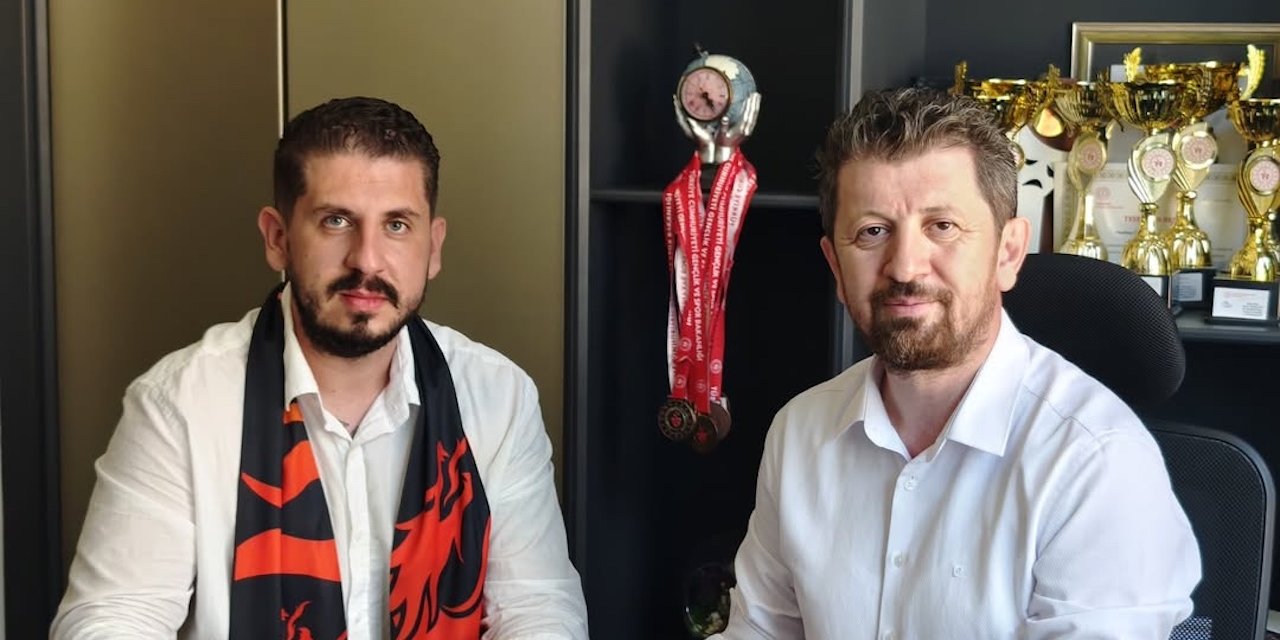 Eskişehir 26 Basket’te teknik ekip imzaları attı