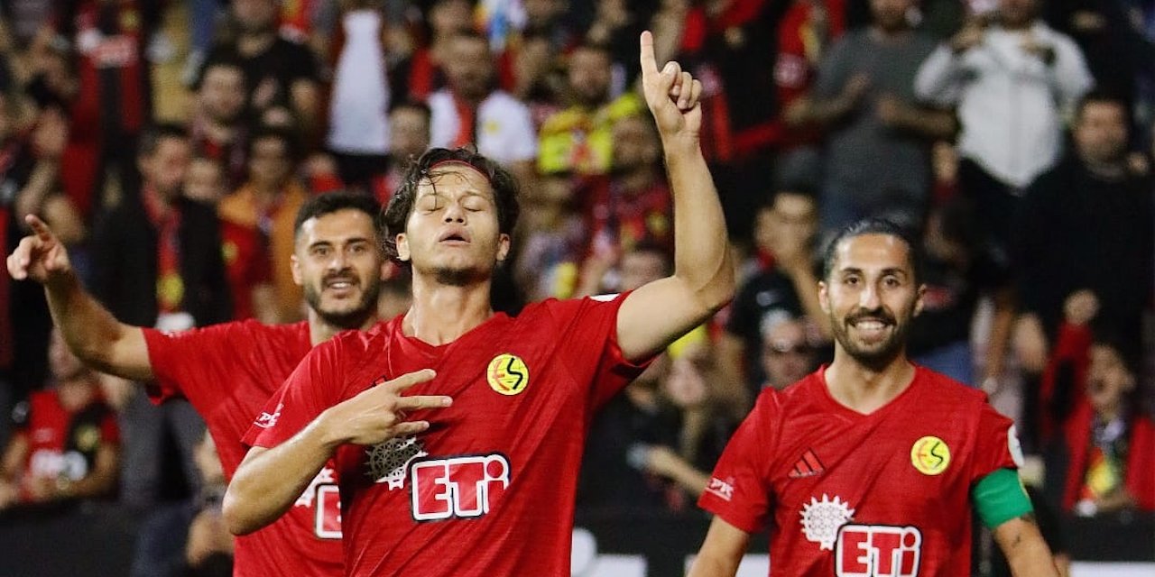 Eskişehirspor'un parlayan yıldızı: Tayfun Tatlı