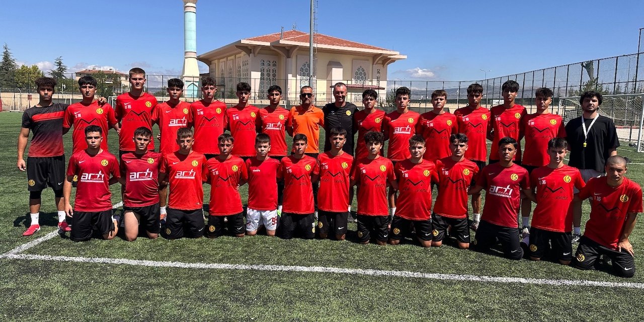 Eskişehirspor'da Gelişim Ligi için geri sayım başladı