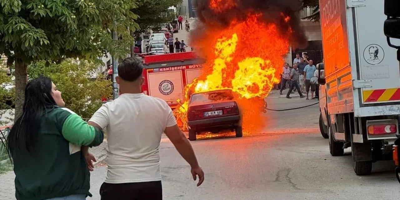 1 defa kullandığı aracı gözlerinin önünde küle döndü