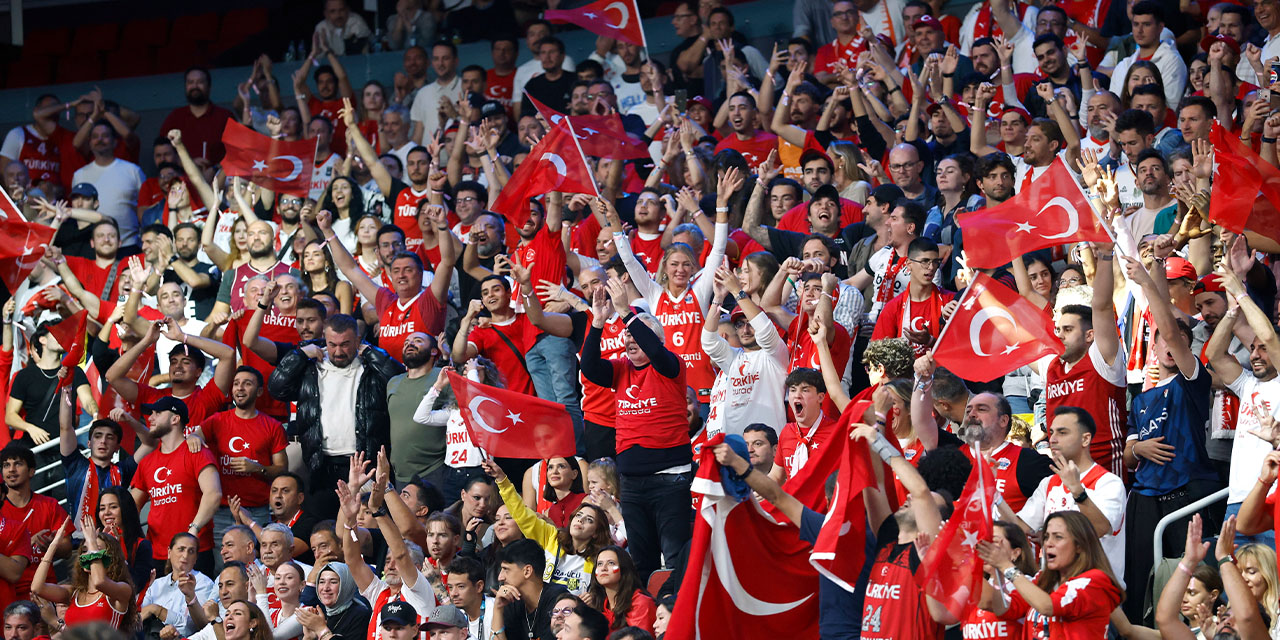 A Milli Erkek Basketbol Takımı finale yükseldi
