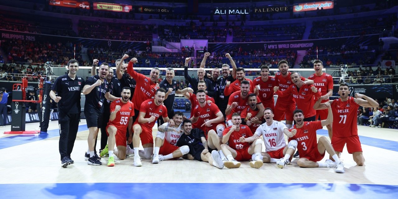 A Milli Erkek Voleybol Takımı Japonya'yı mağlup etti