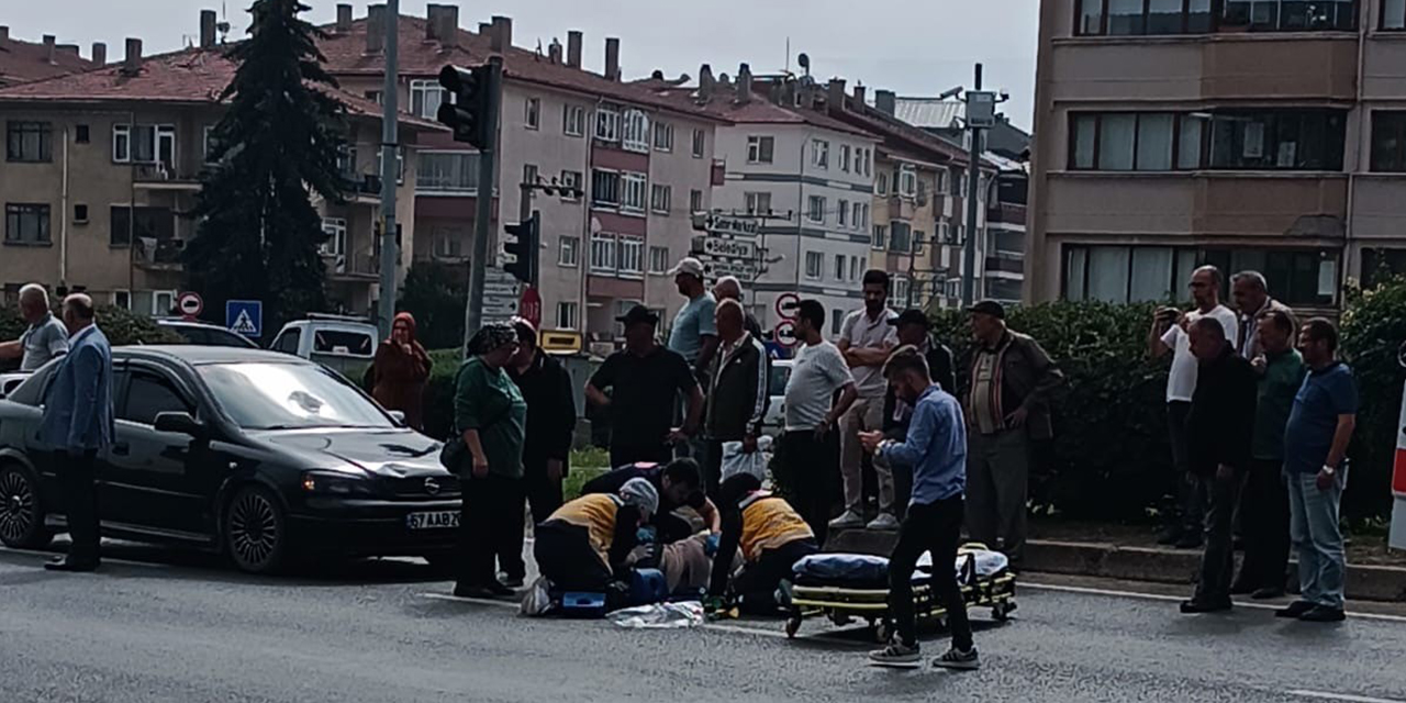 Karşıya geçmeye çalışan yayaya araba çarptı