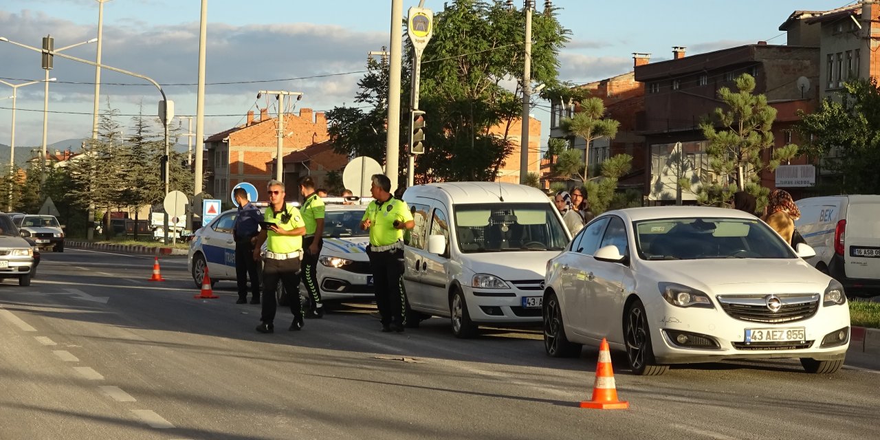 Kütahya'da zincirleme kaza