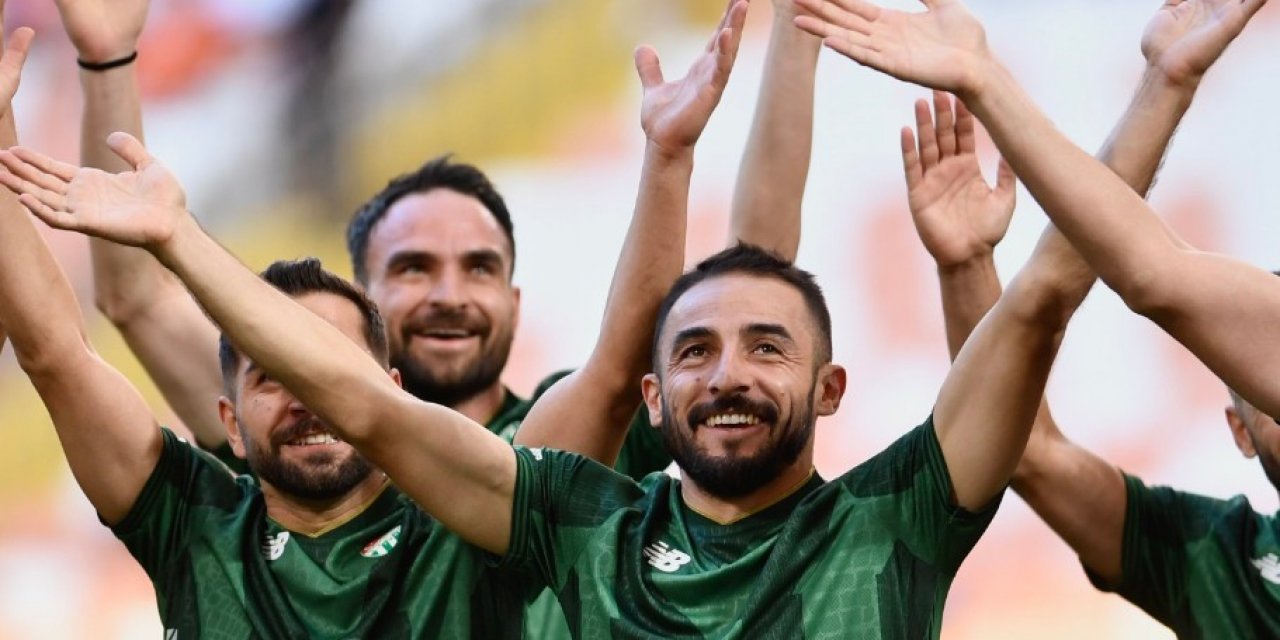 Bursaspor, Adanaspor’u 6-0 mağlup etti