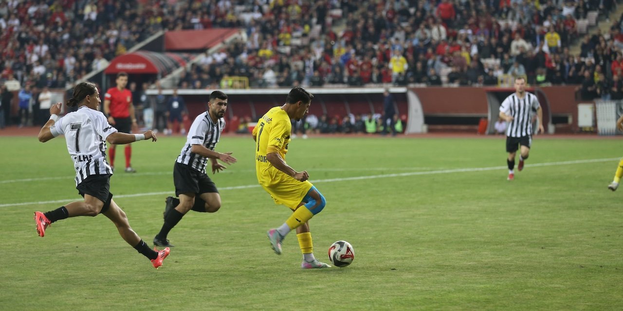 Eskişehirspor evinde galip