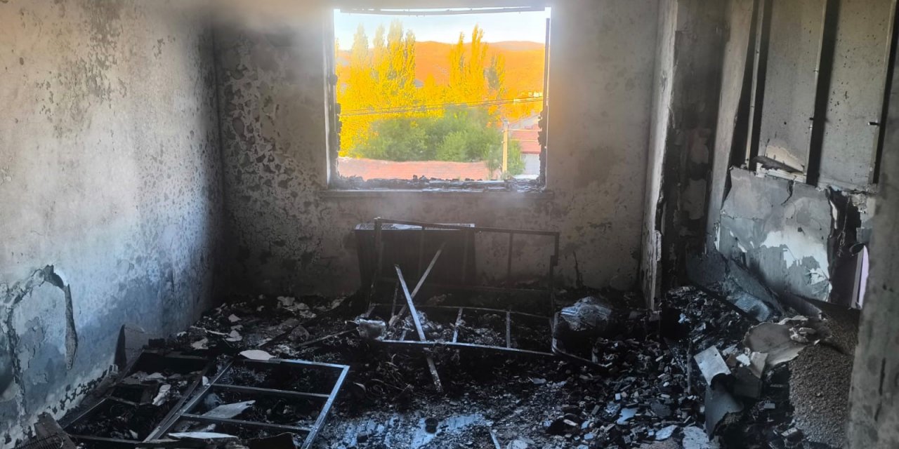 Yangın çıkan evin balkonundan atlamıştı: Hayatını kaybetti