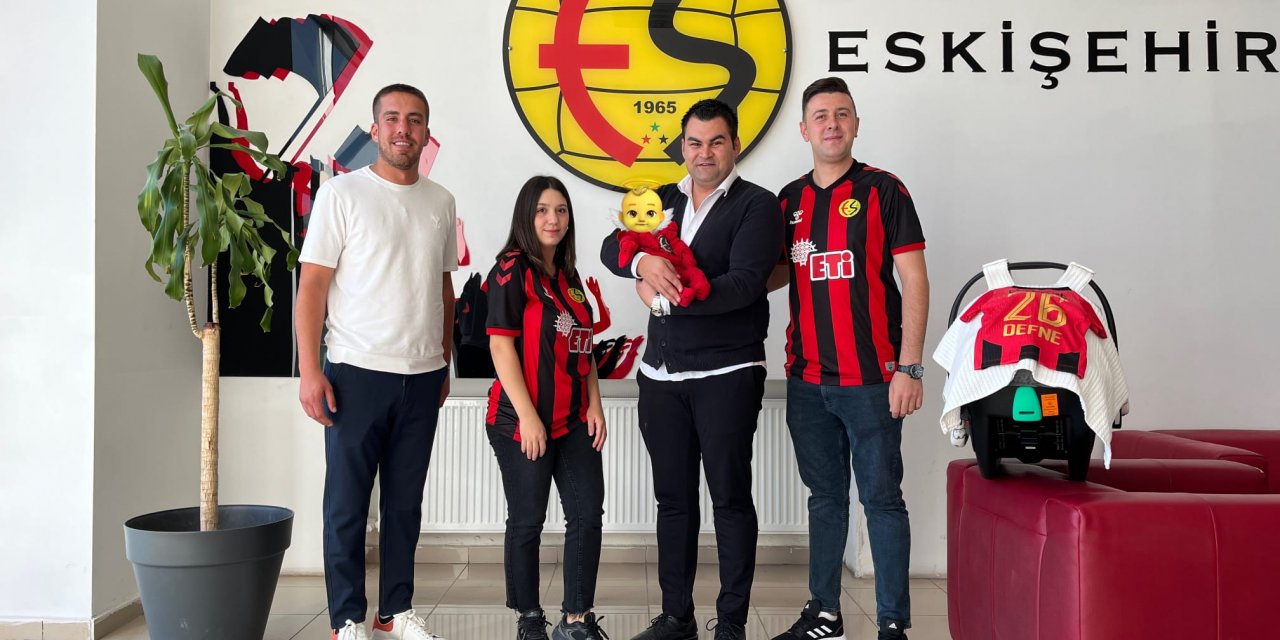 Es-Es’e minik ziyaretçi