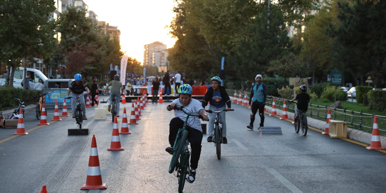 Eskişehir'de otomobilsiz kent günü ilk kez kutlandı
