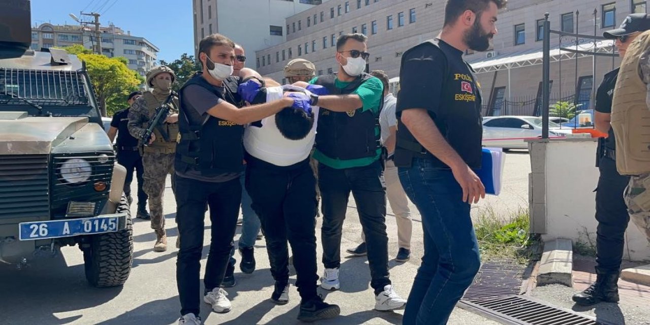 Eskişehir'de 5 kişiyi bıçaklayan saldırgana 74 yıl hapis cezası