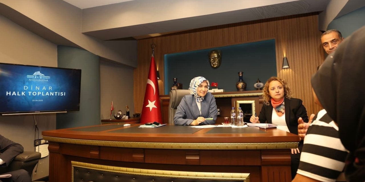 Vali vatandaşların talep ve isteklerini dinledi