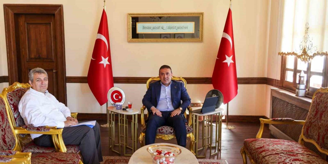 Bilecik’te yöresel ürünler ve çevre sorunları masaya yatırıldı