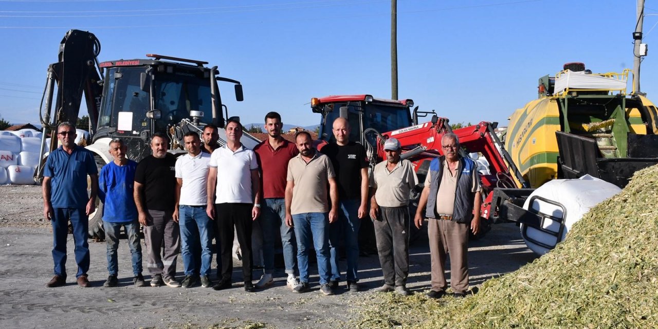 Beylikovalı hayvan üreticilerine yem desteği