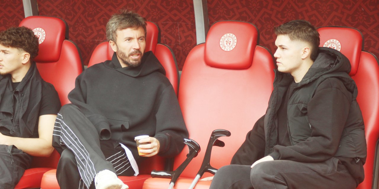 Yalnız bırakmadılar