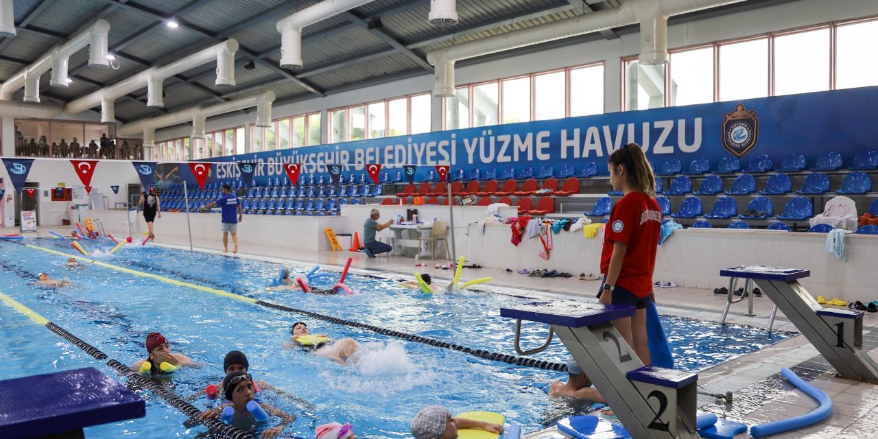 Eskişehir'de yüzme bilmeyenler için kurs kayıtları başlıyor