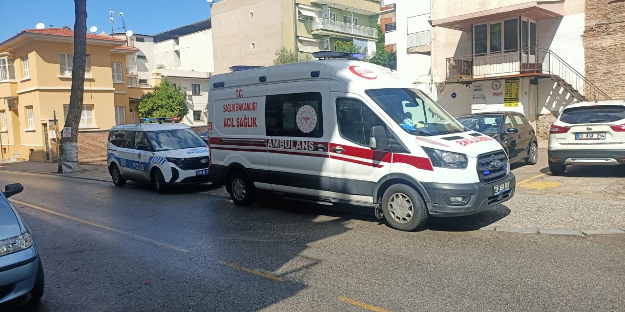 Yaşlı kadın evinde ölü bulundu