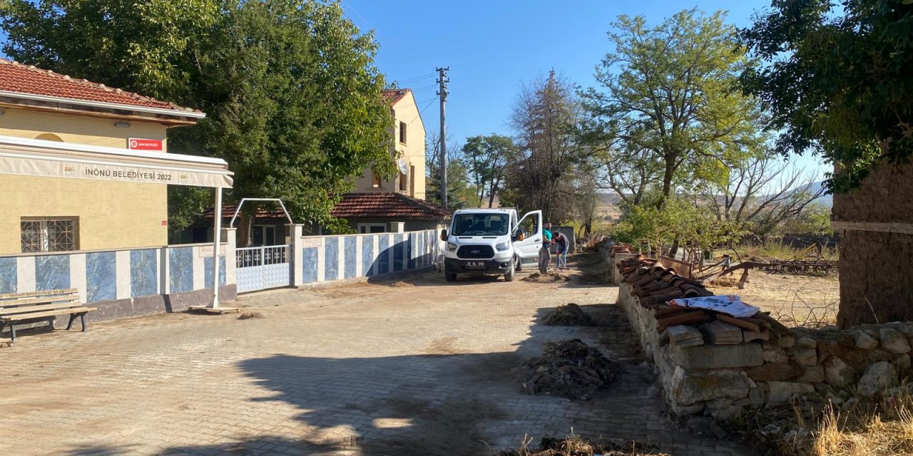 İnönü'de temizlik faaliyetleri sürüyor