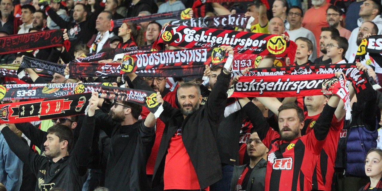 Eskişehirspor taraftarında hem gerginlik hem üzüntü