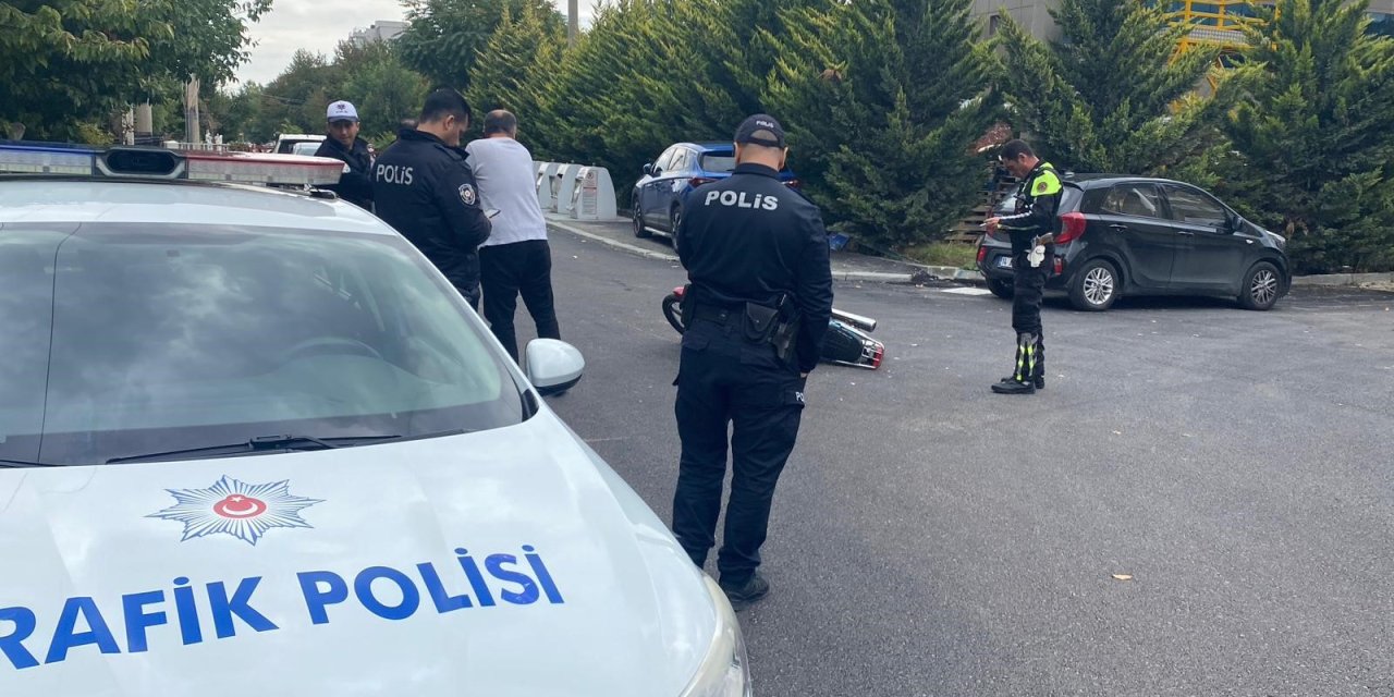 Motosiklet ile otomobil birbirine girdi: 1 yaralı