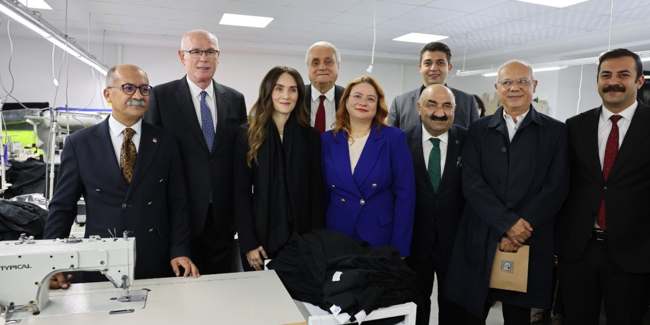 Tekstil Tasarım ve Üretim Atölyesi yeni yerinde 1 yaşında