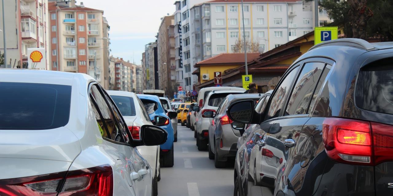 Trafiği TOKİ çözemez mi?