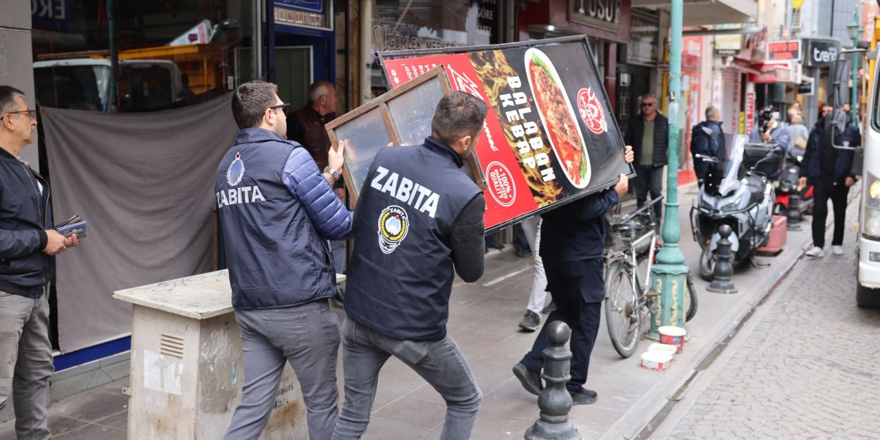 Eskişehir'de zabıtadan kaldırım işgallerine engel!