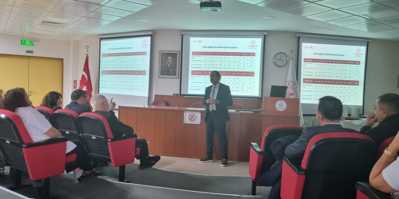 Eskişehir Ağız ve Diş Sağlığı Hastanesi'nde toplantı düzenlendi