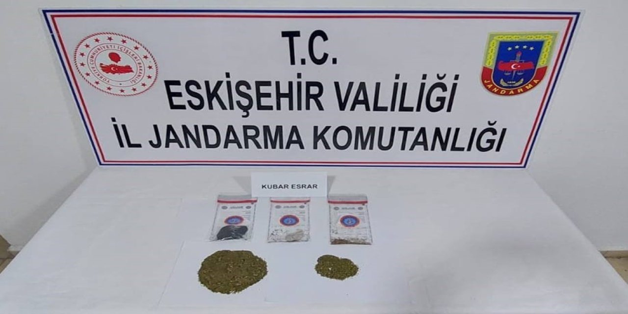 Eskişehir'de durdurulan araçtan uyuşturucu çıktı!