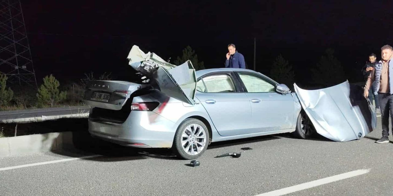 Kütahya'da feci kaza: 1 ölü, 2 yaralı