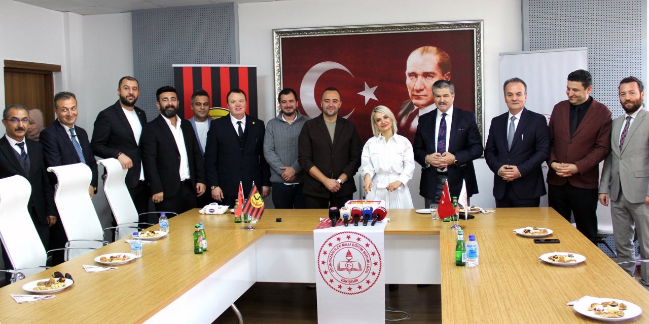 ‘Çocukların Tribün Coşkusu’ projesi hayata geçirildi
