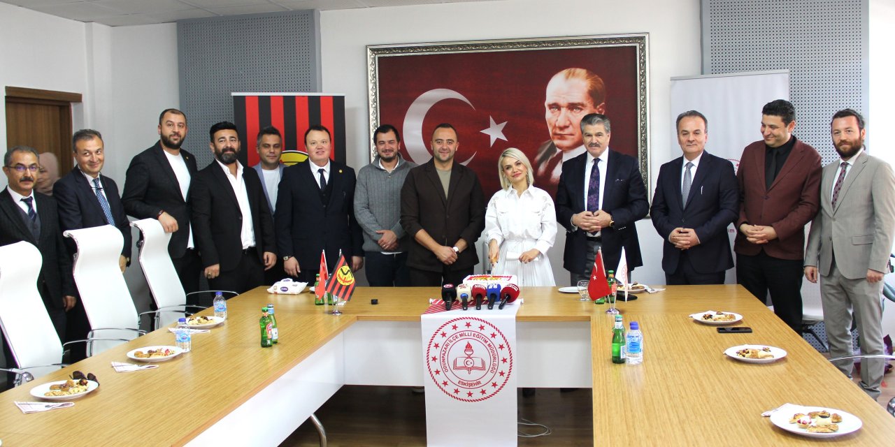 Tribünler artık çocukların