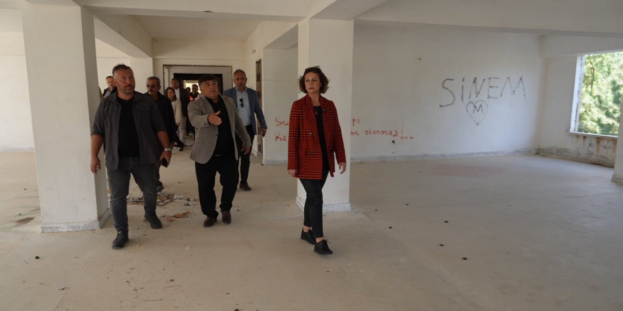 Başkan Ünlüce Günyüzü ve Sivrihisar'da incelemelerde bulundu