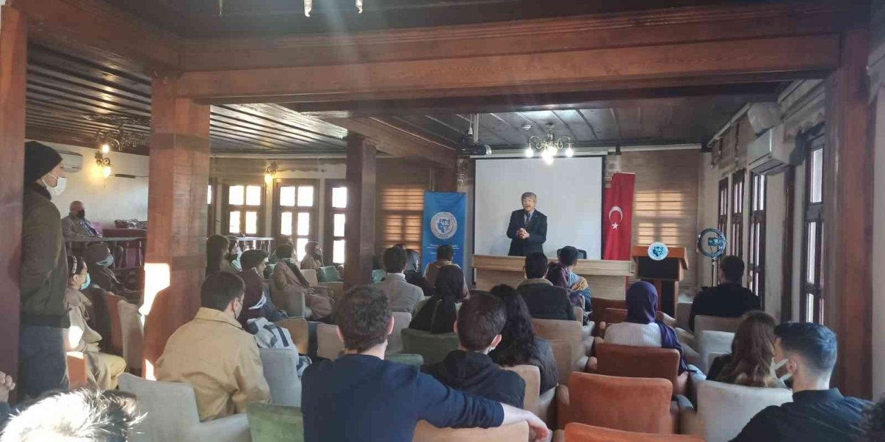 Millî Mefkûre Mektebi eğitimleri devam ediyor