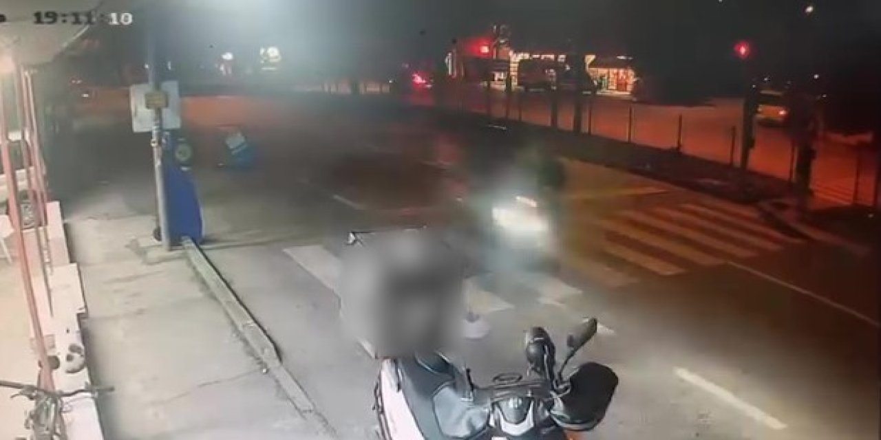 Karşıya geçmeye çalışan yaşlı adama motor çarptı