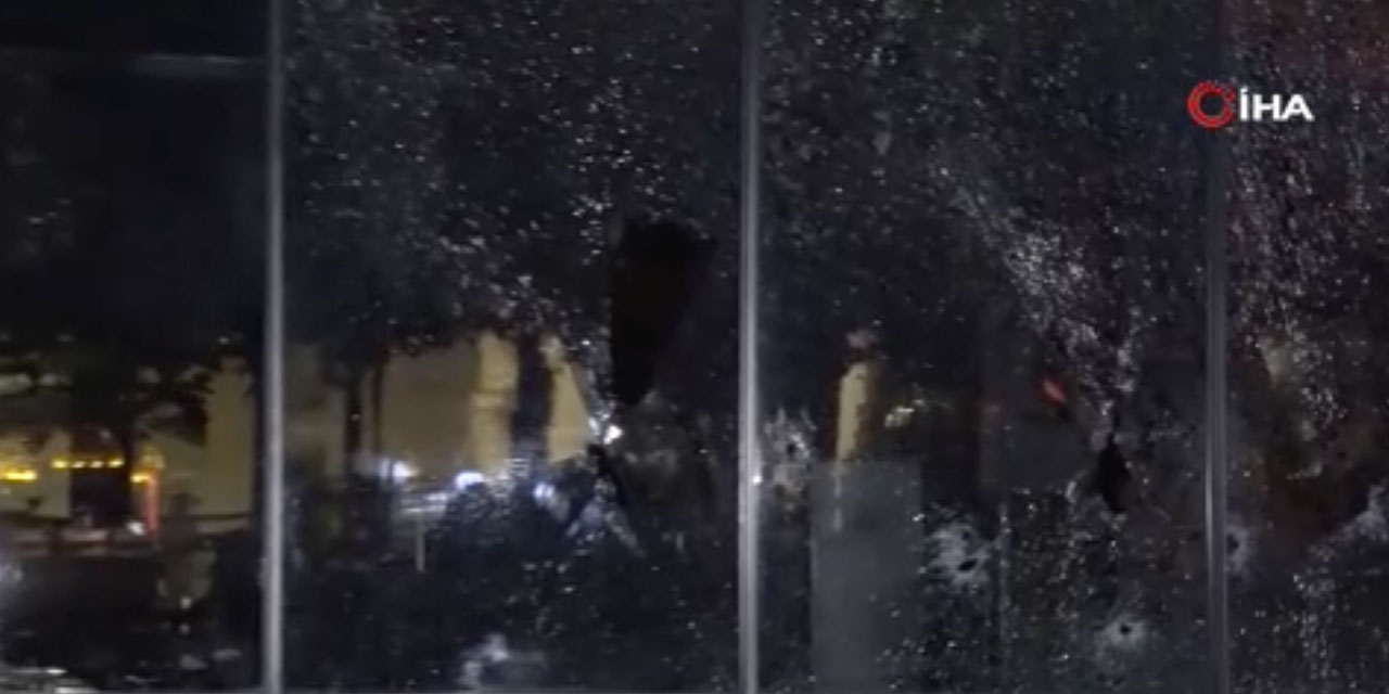 Gece saatlerinde bir eğlence mekanı kurşunlandı!
