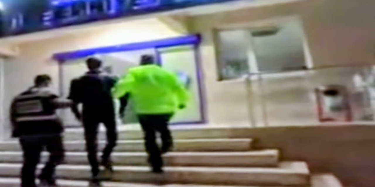 Motosikletiyle trafiği tehlikeye attı!