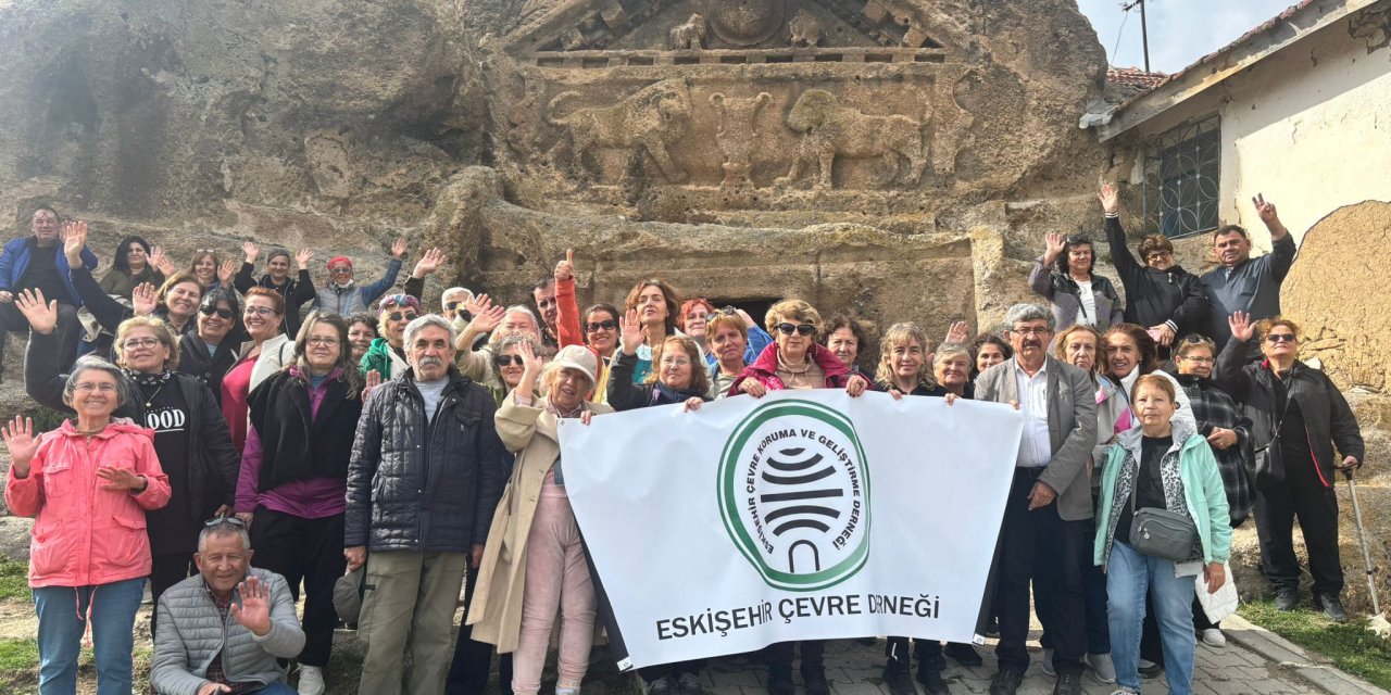 ESÇEVDER üyeleri Frigya Vadisi'ni keşfetti