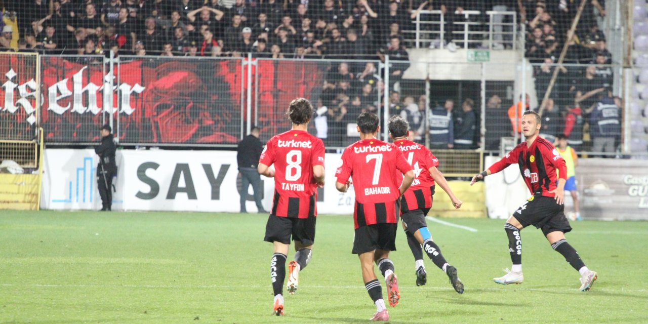 Akın akın geleceğiz